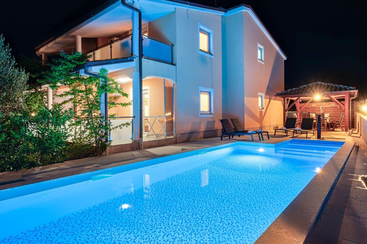 Apartments Lara Medulin Exterior foto